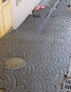 Pose de pavée en éventail
Verbundsteine 